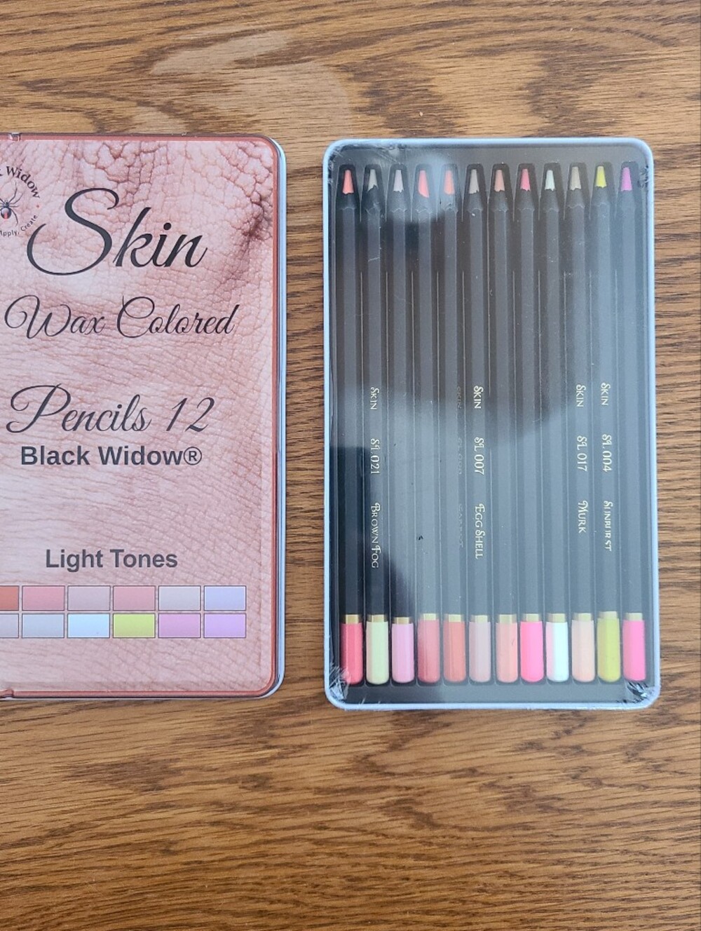 Black Widow Skin Tone Colored Pencils - Picture 4 of 7